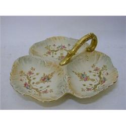 A CROWN DEVON TRIPLE COMPARTMENT DISH, 'Perth' pattern, length 30cm  £30-40...