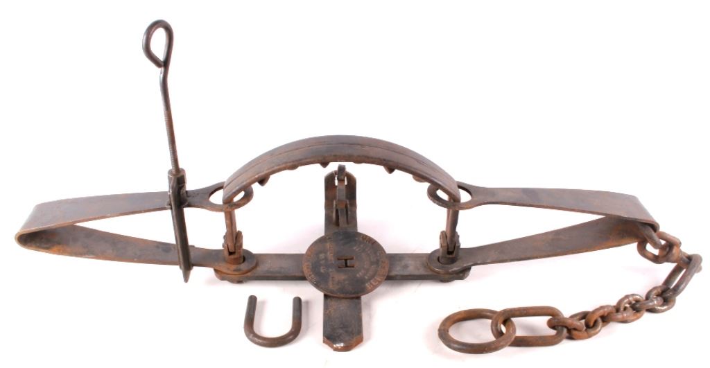 Antique Herter's Hudson Bay 41 AX Kodiak Bear Trap