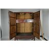Image 2 : 1800's Chinese Wood Cabinet Tiger Patterned Doors