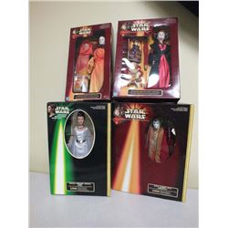 4 1990s Starwars figures NEW in Box