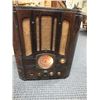 Image 1 : Antique Globe Trotter Radio