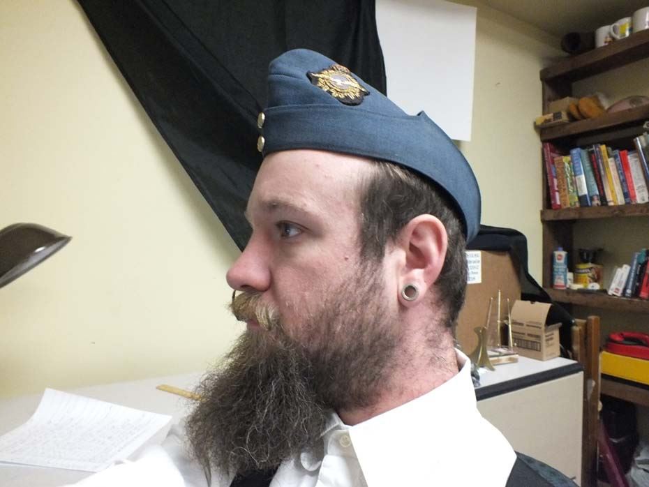 Late 1940s Rcaf wedge cap Bodnarus Auctioneering