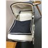 Image 2 : Vintage Baby Buggy