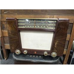 Philips vintage radio