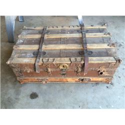 P & S Everwear Trunk Wooden (old)