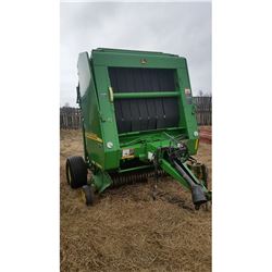 2002 John Deere Round Baler 567