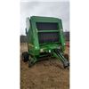Image 1 : 2002 John Deere Round Baler 567