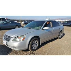 03 Nissan Altima 4dr Sedan - T - DRIVE
