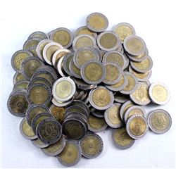 Lot of 100 Argentine Pesos. You will receive 100 coins totaling 100 pesos.
