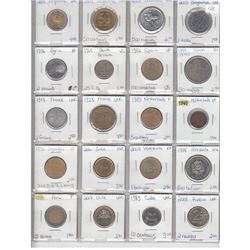 Mixed Page of 20 x various coins from around the world. The years range from 1923-2009.Retail value 