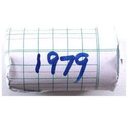 Estate Lot: 1979 Canada $1 Roll of 20pcs wrapped in paper. This roll is unsearched. Sold as is. No R