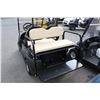 Image 2 : 2010 CLUB CAR BLACK ELECTRIC 4 PERSON/UTILITY CART WITH CHARGER