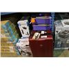 Image 1 : LOT OF ASSORTED SUITCASES AND TRAVEL BAGS