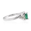 Image 2 : 14KT White Gold 0.25 ctw Emerald and Diamond Ring