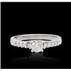 Image 1 : 14KT White Gold 0.55 ctw Diamond Ring