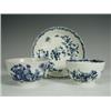 Image 1 : A Worcester teabowl, decorated with oriental figures and vases, crescent mark, and a Worcester...