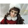 Image 2 : PORCELAIN MUSICAL DOLL