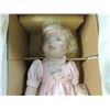 Image 2 : ASHTON DRAKE MOTHERS DAY DOLL