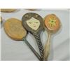 Image 2 : LOT 6 VINTAGE VANITY MIRRORS, BRUSH, BOXES