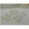 Image 1 : LOT 4 VINTAGE GLASS JUICERS