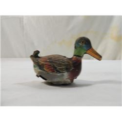 VINTAGE TIN TOY DUCK