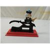 Image 2 : DECORATIVE IRON NUTCRACKER