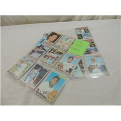 LOT 13 1970 BASEBALL CARDS