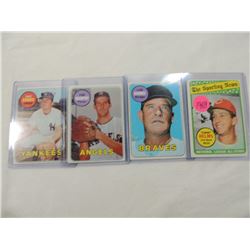 LOT 4 1969 BASEBALL CARDS: HELMS, HARRIS, MURPHY,