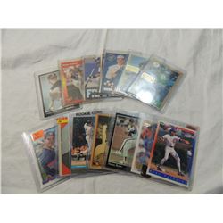 LOT 14 MISC BASEBALL PLAYER CARDS