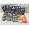 Image 1 : LOT 9 MISC HEADLINERS BASKETBALL FIGURES