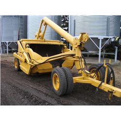 CARRYALL LANDSCRAPER