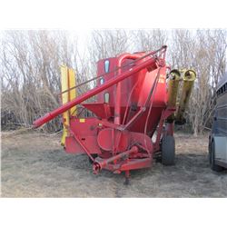 NEW HOLLAND 357 MIX MILL POWER BALE FEEDER