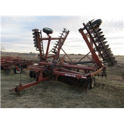 WHITE 272 - 33' TANDEM DISC