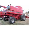 Image 3 : CASE IH 1680 AXIAL FLOW COMBINE