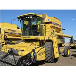 NEW HOLLAND TR98 ROTARY COMBINE