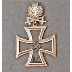 GERMAN NAZI KNIGHTS CROSS OF THE IRON CROSS W/ OAK LEAVES AND SWORDS