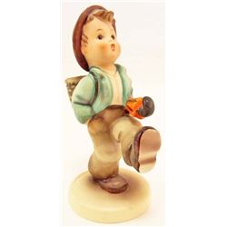 VINTAGE HUMMEL "GLOBE TROTTER" FIGURINE