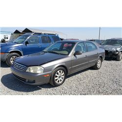 01 Kia Optima 4dr Sedan - T - DRIVE