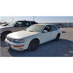 95 Nissan Maxima 4 Dr  Sedan - ST - DRIVE MC
