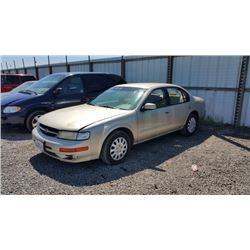 99 Nissan Maxima 4 Dr  Sedan - ADT - DRIVE MC TP