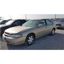 01 Nissan Altima 4dr Sedan - T - DRIVE