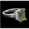 Image 2 : 14KT White Gold 4.41 ctw Green Tourmaline and Diamond Ring