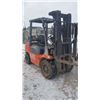 Image 2 : 2000 Toyota Forklift 30 gas/propane