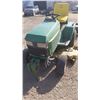 Image 3 : John Deere 445 V-Twin Garden Tractor