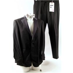 They Came Together Eggbert (Ed Helms) Movie Costumes