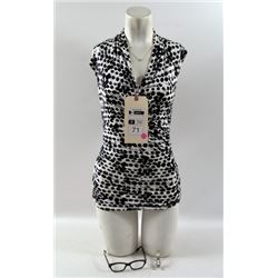 They Came Together Melanie (Noureen DeWulf) Movie Costumes