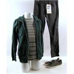 The Duff Wesley (Robbie Amell) Movie Costumes