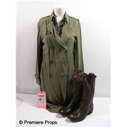 Man on a Ledge Lydia Mercer (Elizabeth Banks) Movie Costumes