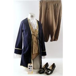 They Came Together Molly (Amy Poehler) Movie Costumes