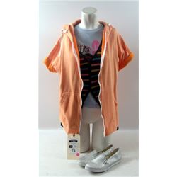 They Came Together Molly (Amy Poehler) Movie Costumes